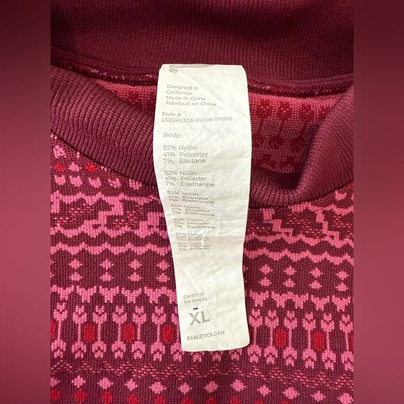 Fabletics Holly Seamless Cropped Long Sleeve Fair Isle Top Size XL - Picture 8 of 10